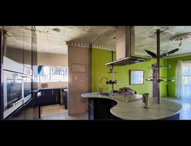 4 BEDROOM HOUSE FOR SALE IN BIRCH ACRES